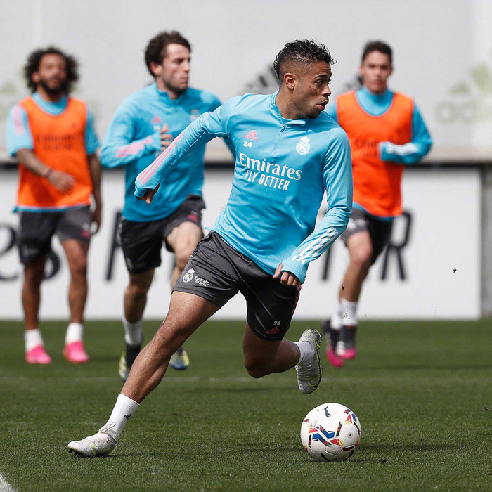 开云棋牌关于国际比赛日体能课后，萨克拉门托国王强势反弹备战欧冠，悬念犹存，纪律约束更严格的信息